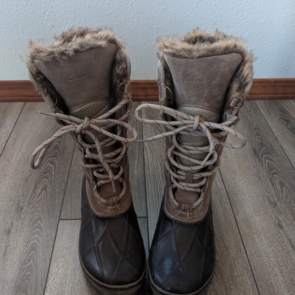 Clark Boots - Picture 3 of 4
